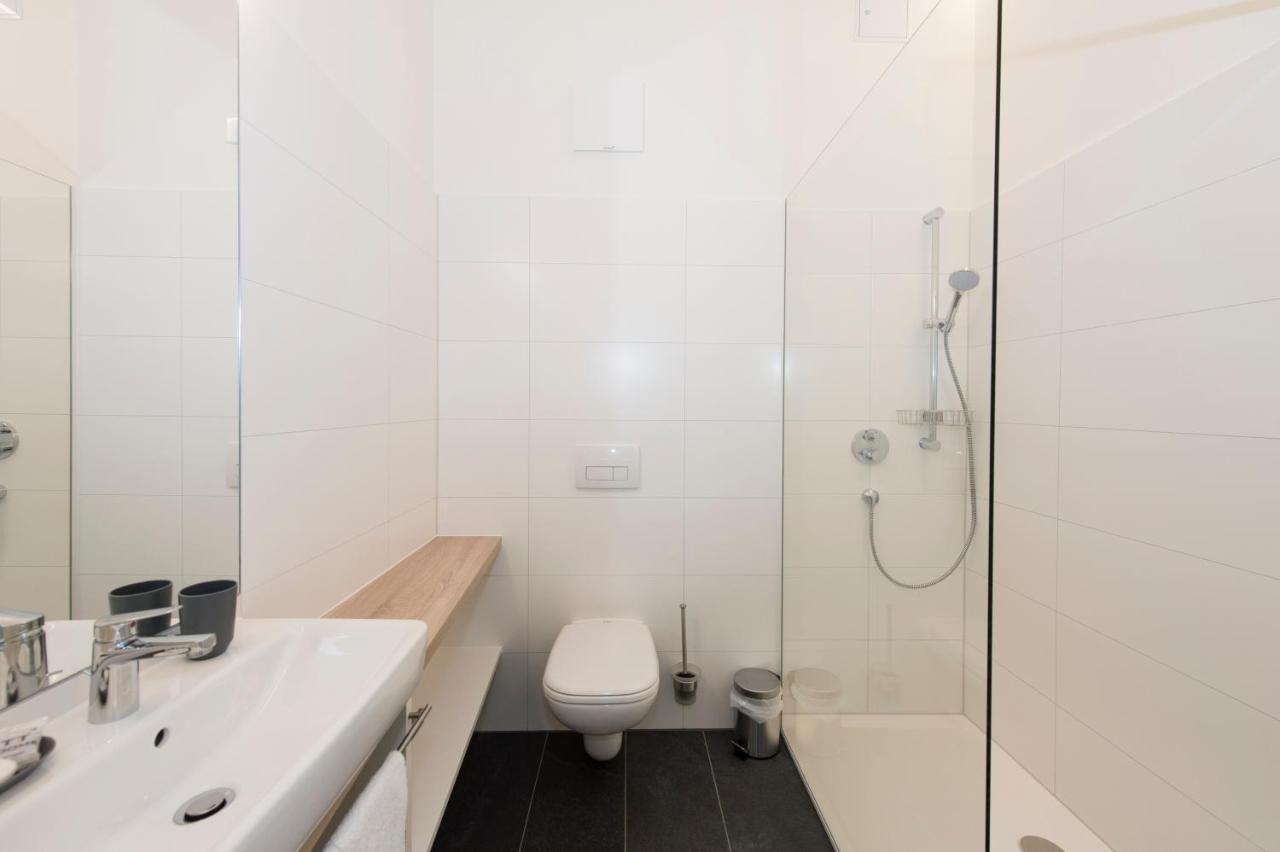 Tt-Rooms - Kontaktlos Mit Self Check-In I Free Parking Graz Eksteriør bilde
