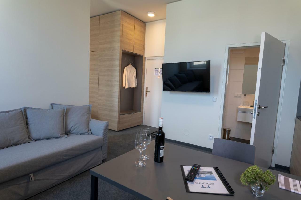 Tt-Rooms - Kontaktlos Mit Self Check-In I Free Parking Graz Eksteriør bilde