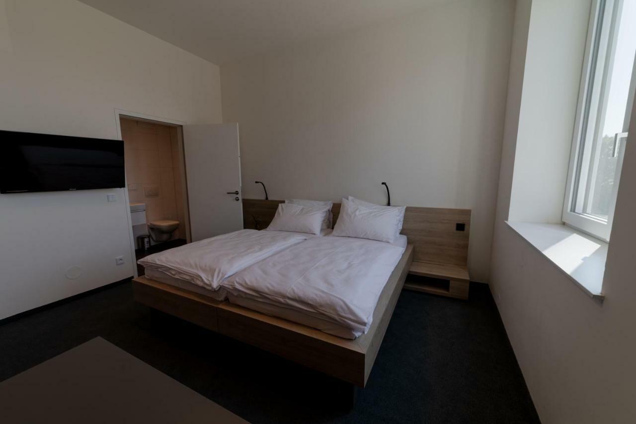 Tt-Rooms - Kontaktlos Mit Self Check-In I Free Parking Graz Eksteriør bilde